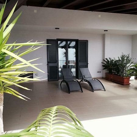 Appartamento Gambero Beach Santa Teresa Di Riva Extérieur photo